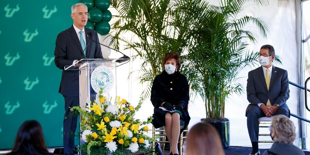 President Currall speaks at the Judy Genshaft Honors College groundbreaking ceremony